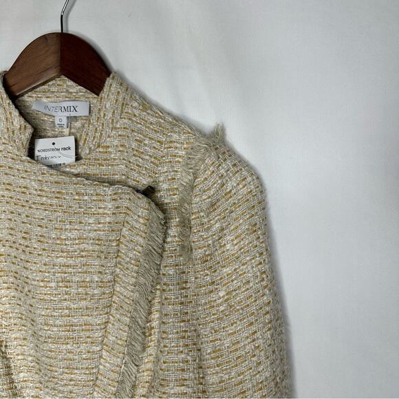 INTERMIX Yellow & White Woven Front Zip Blazer NWT in Size 0 - Picture 4 of 6